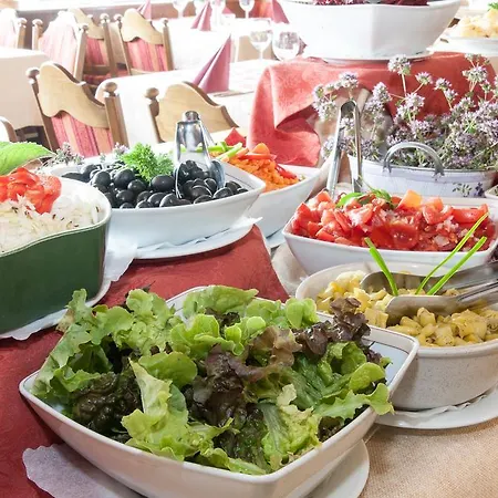 Hotel Sonnbichl 3*