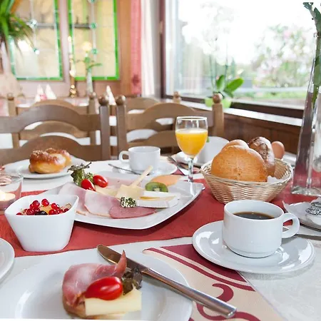 Hotel Sonnbichl 3*